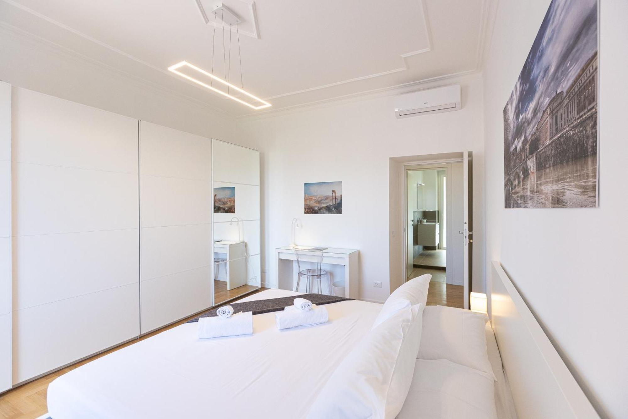 Colosseo Modern By In Appartement